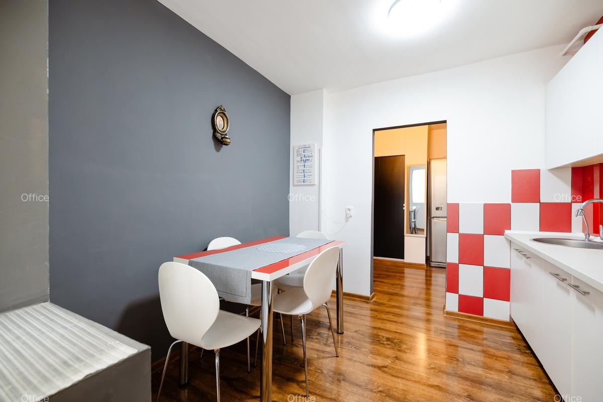 Apartament 2 camere decomandat, centrala, etaj 3 - Alfa - 4