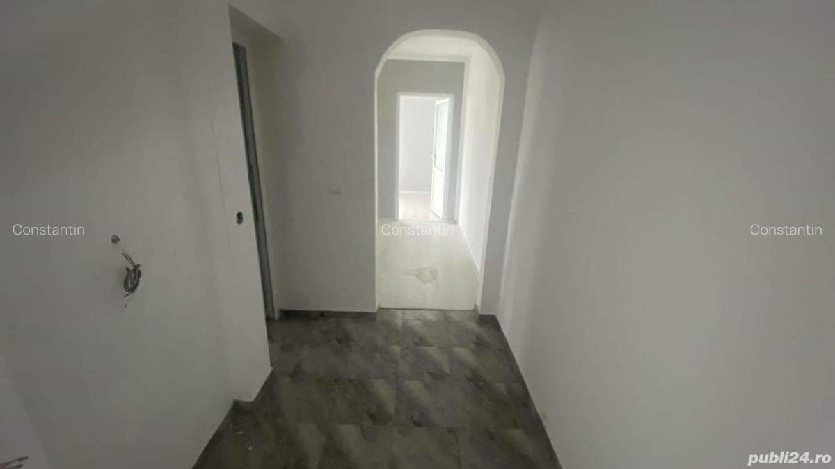 Vand apartament 2 camere, et4, bl N3. Pret 35000 - 2