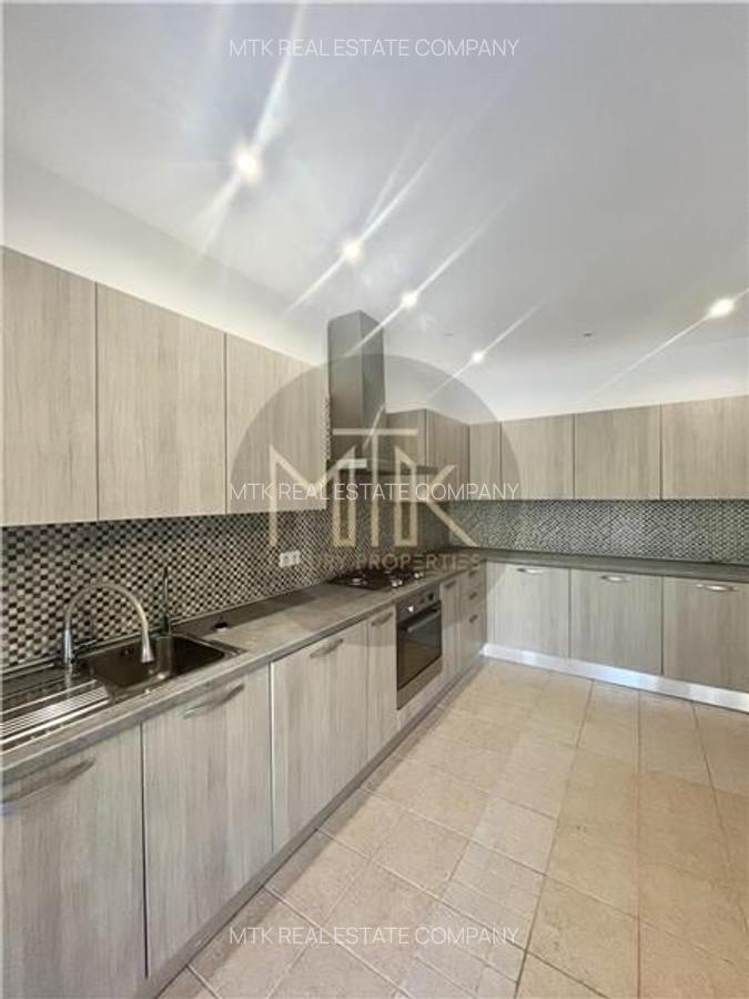 5 Bedroom villa, with pool | American School  | Pipera - Iancu Nicolae - 3
