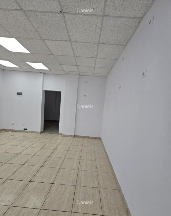 Spatiu comercial de inchiriat complex Tulcica - 2