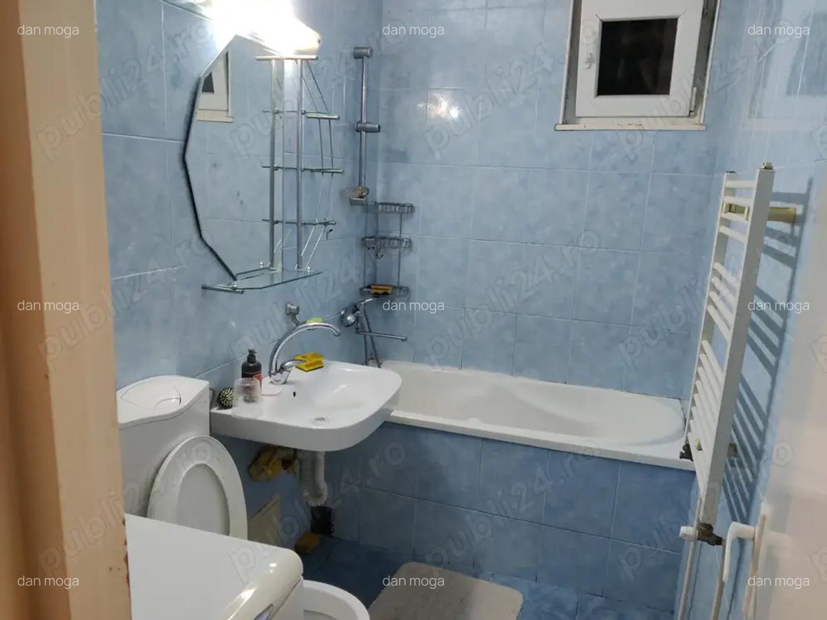 Dau in chirie apartament cu 3 camere! - 1