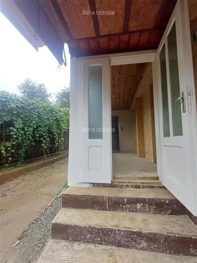 Casuta traditionala de vanzare in Saliste - 2