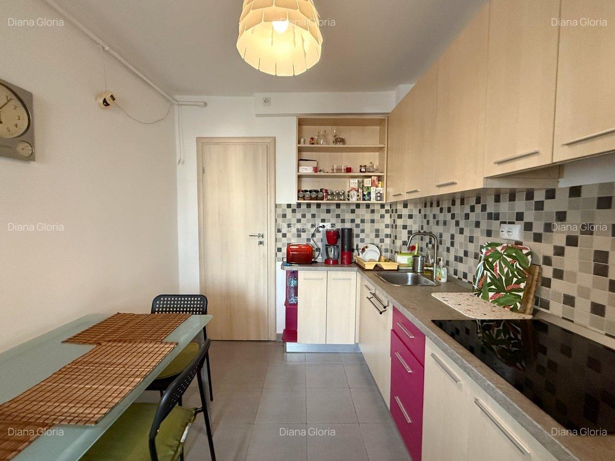 3 cam- Kiseleff -str Serdarului -bloc 1979 -centrala proprie -95mp total - et 7 - 6