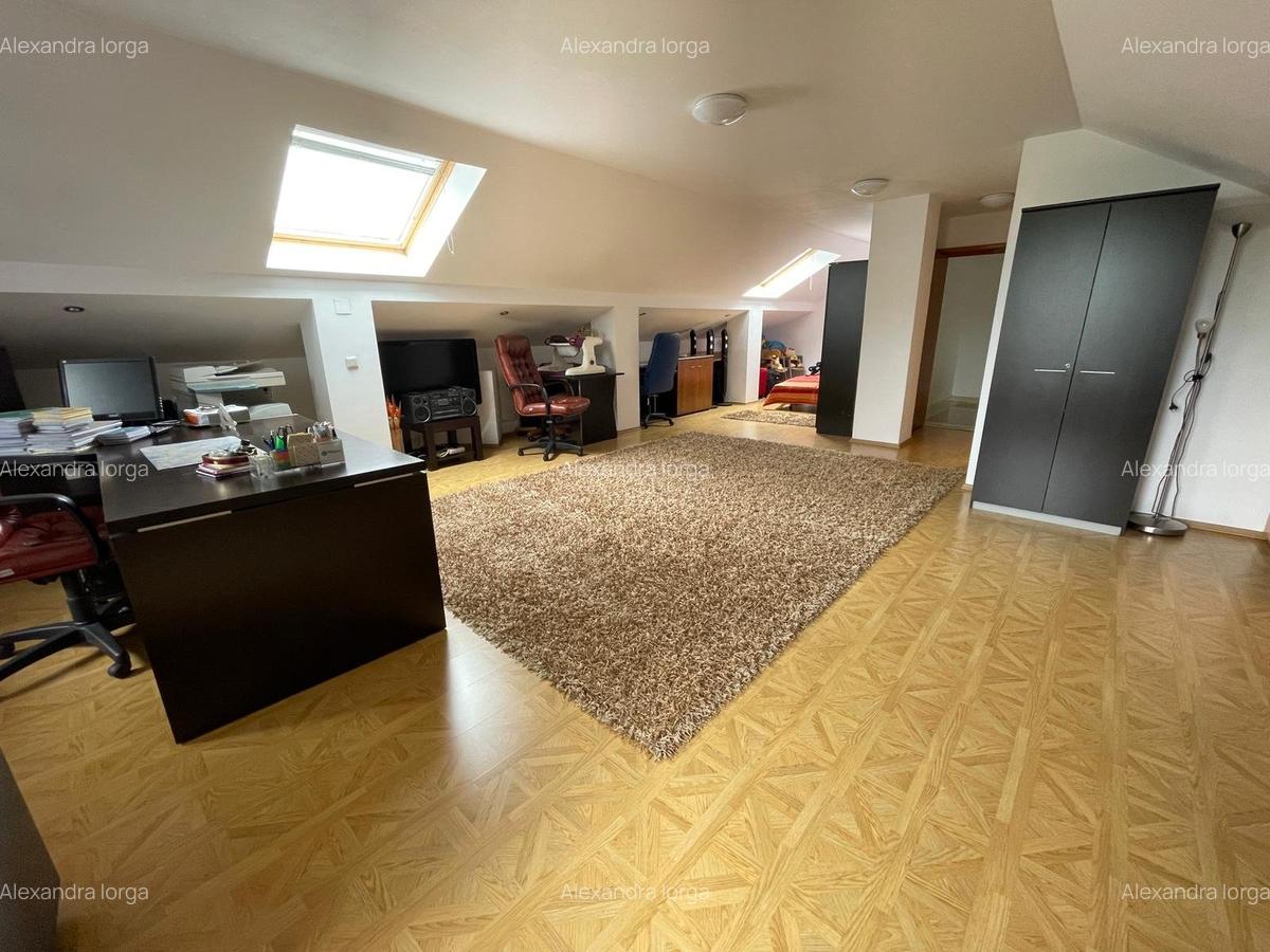 APARTAMENT IN VILĂ 5 CAMERE,4 BĂI,3 TERASE,2 LOCURI DE PARCARE,CURTE - 18
