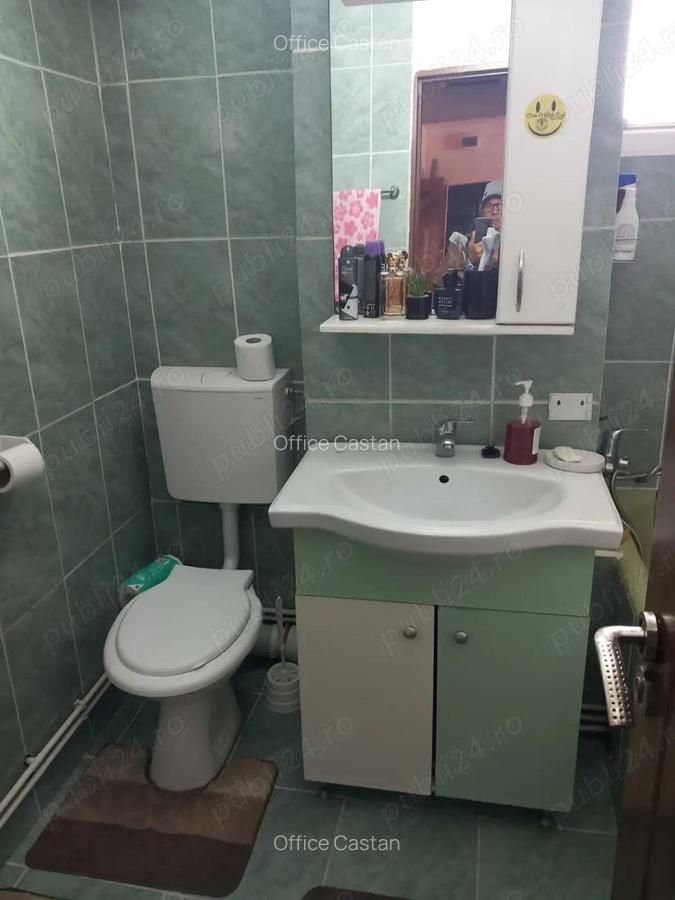 Apartament de vanzare - 4