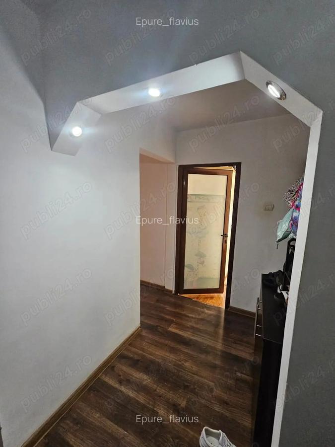 Apartament cu 3 camere de vanzare in Curtea de Arges ( 74,82 m ) - 8