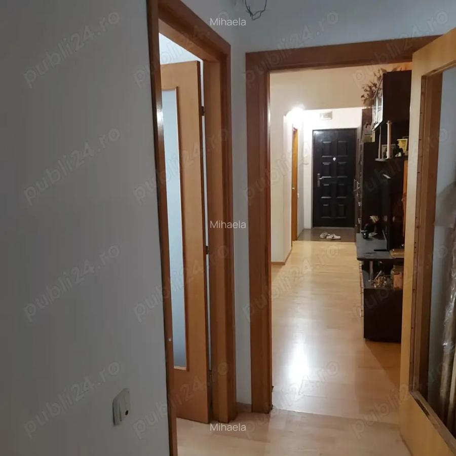 Vand apartament apartament cu trei camere in Slobozia - 3