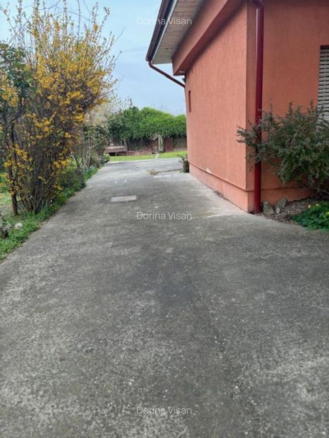 Casa individuala cu teren generos - 12