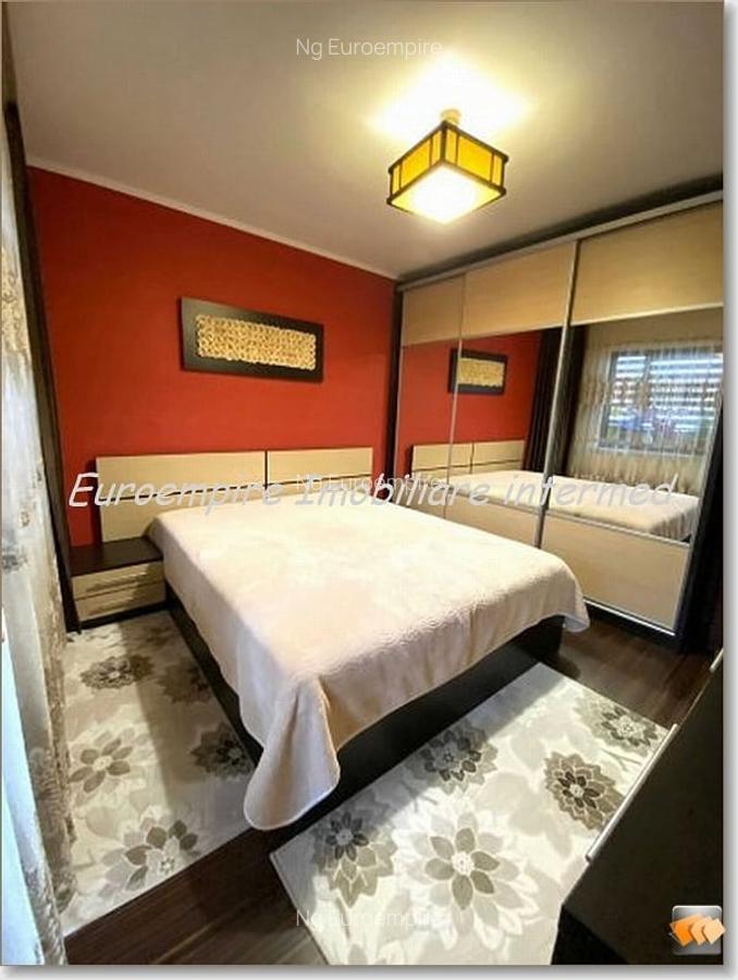 Apartament 3 camere decomandate zona Tomis 3 - 5