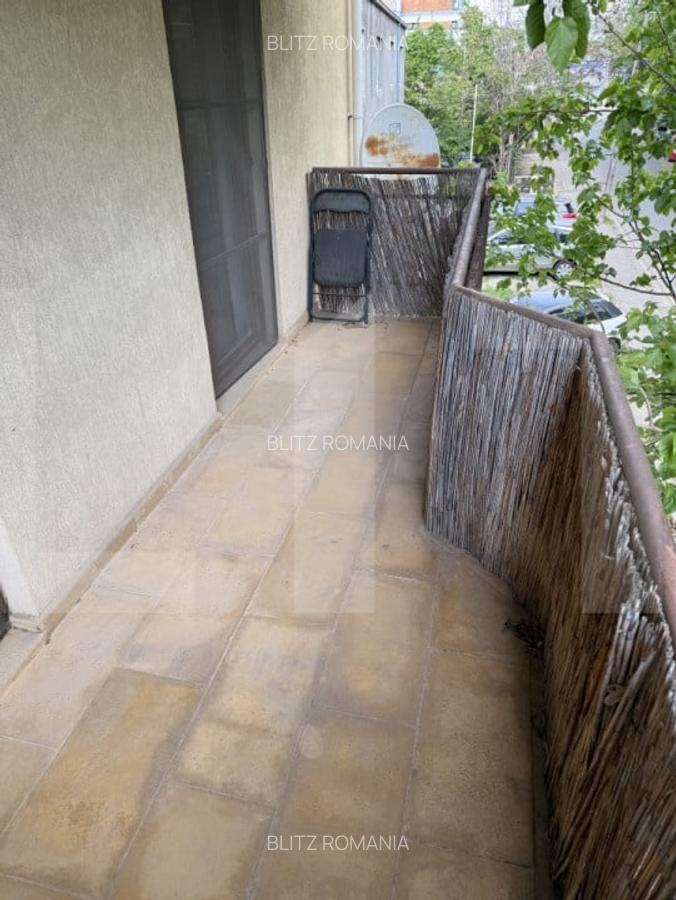 Apartament cu 3 camere decomandat, mobilat în Aradului - 11
