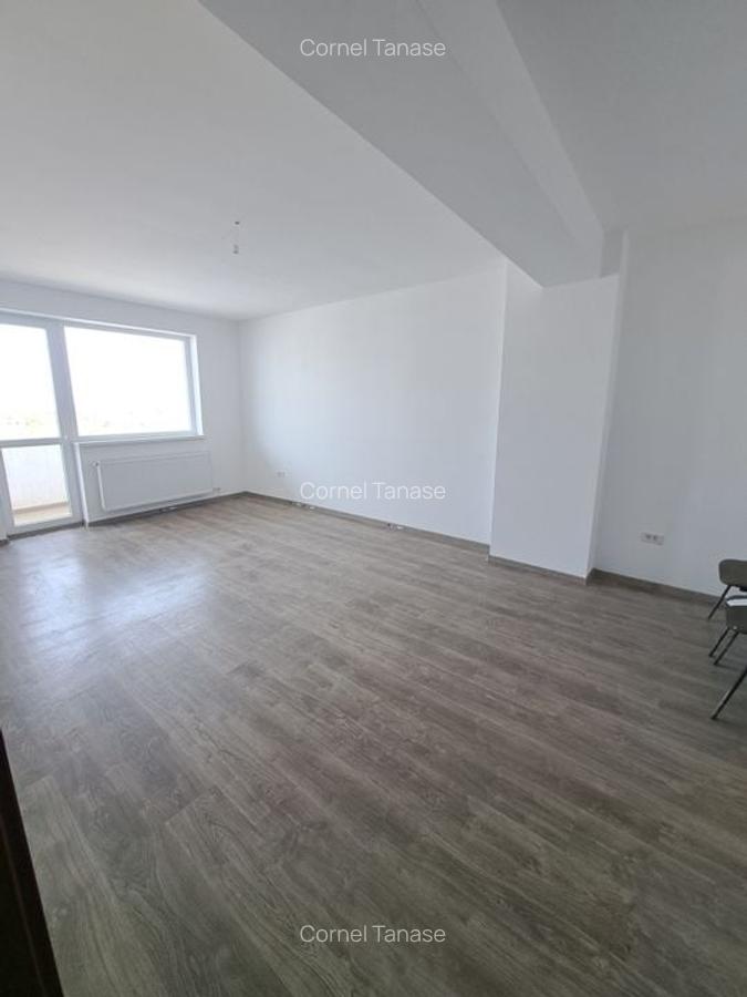 Apartament cu 2 camere decomandat în Titan - 8