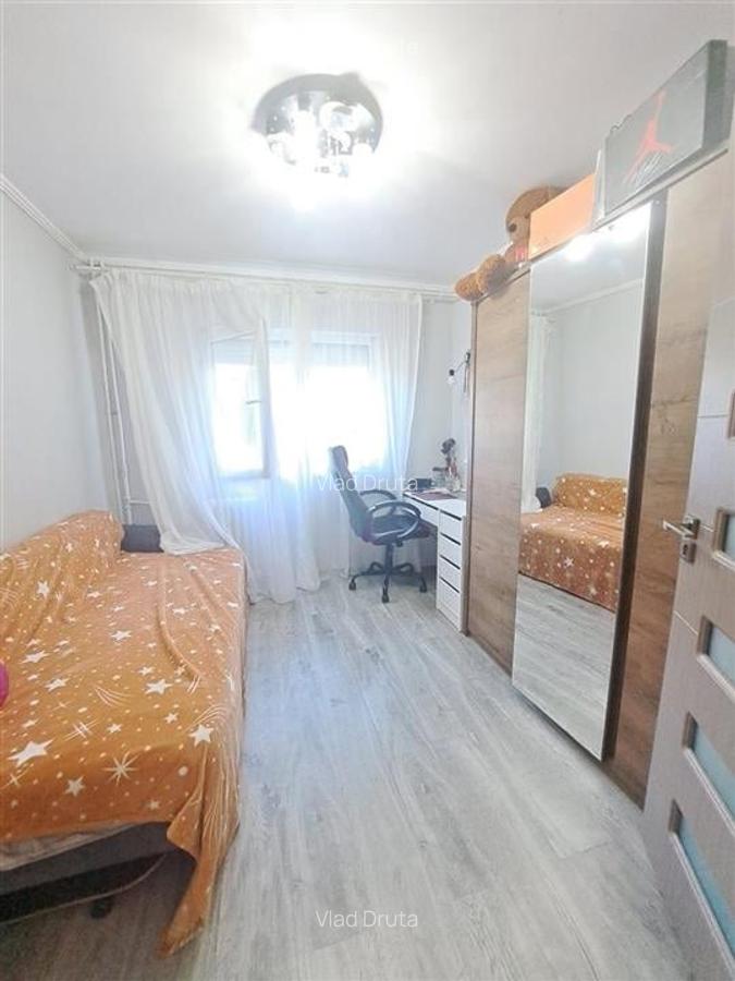 Apartament cu 4 camere decomandat în Rogerius - 6
