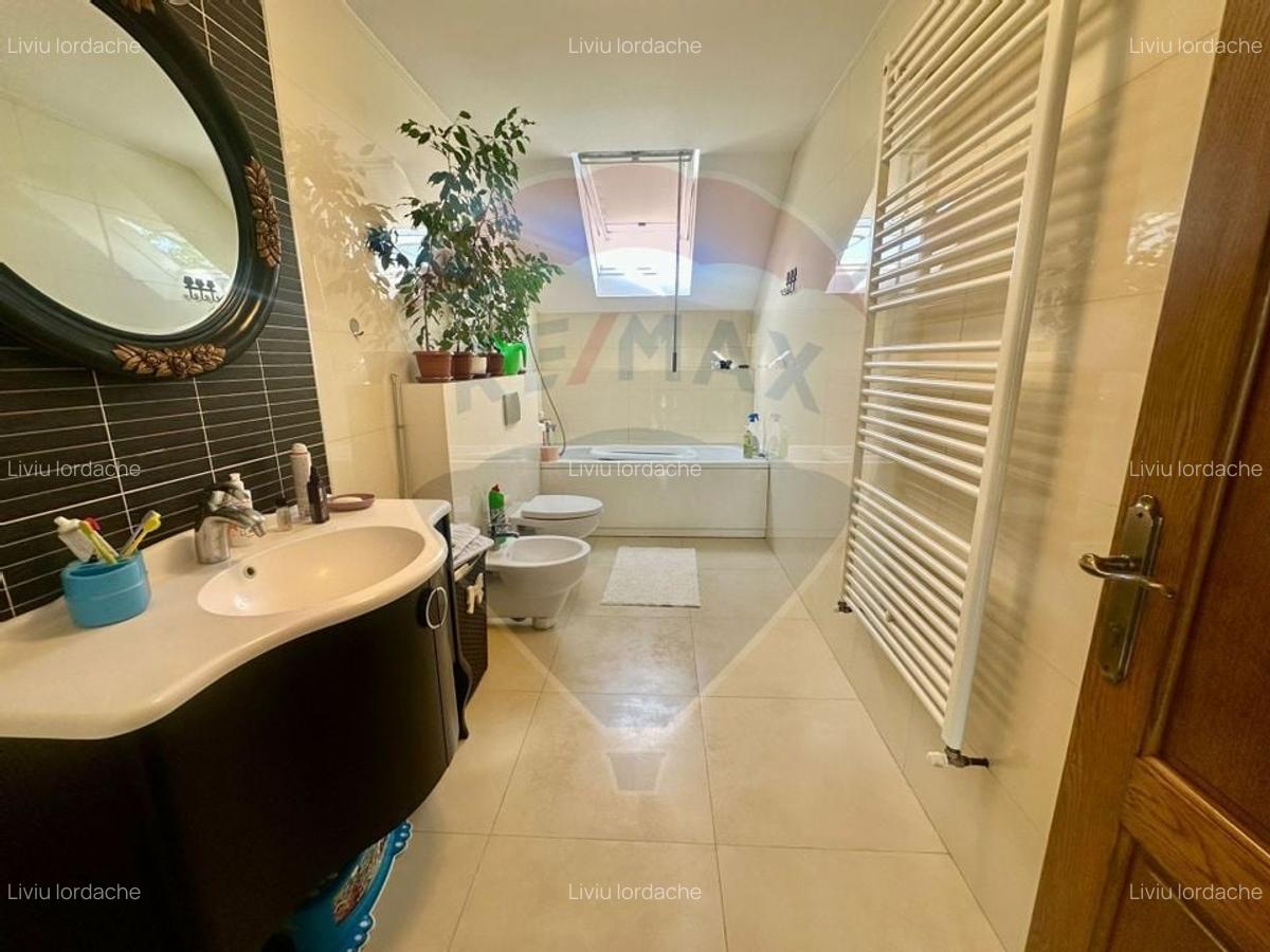 Vanzare vila comuna Rafov/ Prahova - 11