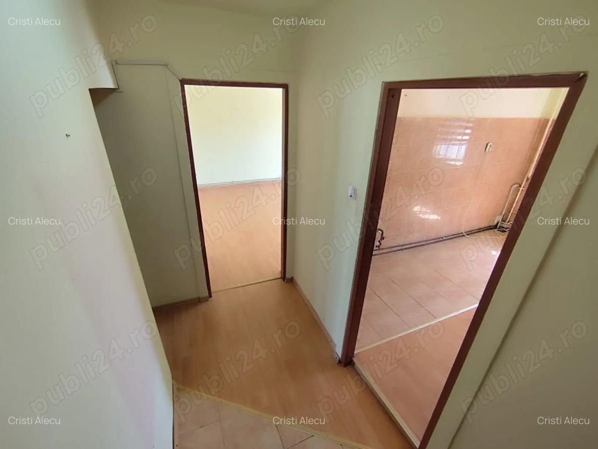 Pitesti, apartament 3 camere, decomandat - 1