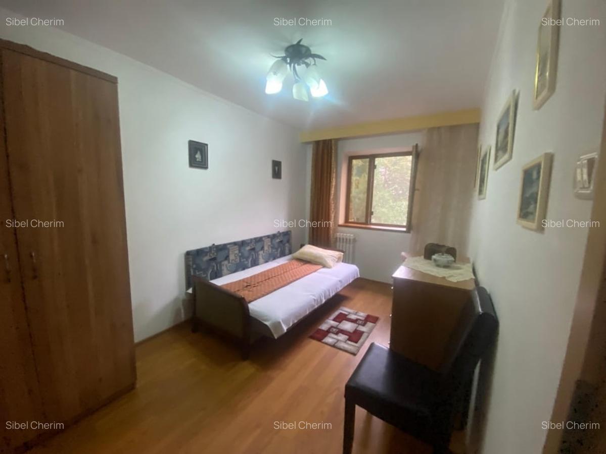 Brotacei-apartament 3 camere semidecomandat - 4