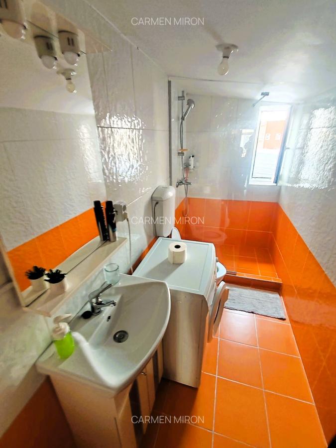 Apartament modern cu 4 camere semidec. in apropiere de UMF - 7