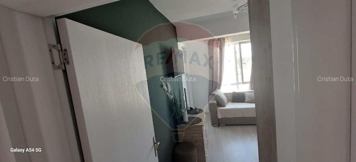 Apartament cu Doua Camere de Vanzare - Sector 6, Drumul Ciorogarla - 2