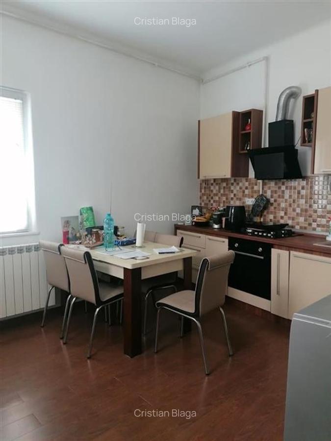 Apartament cu 3 camere semidecomandat în Ultracentral - 11