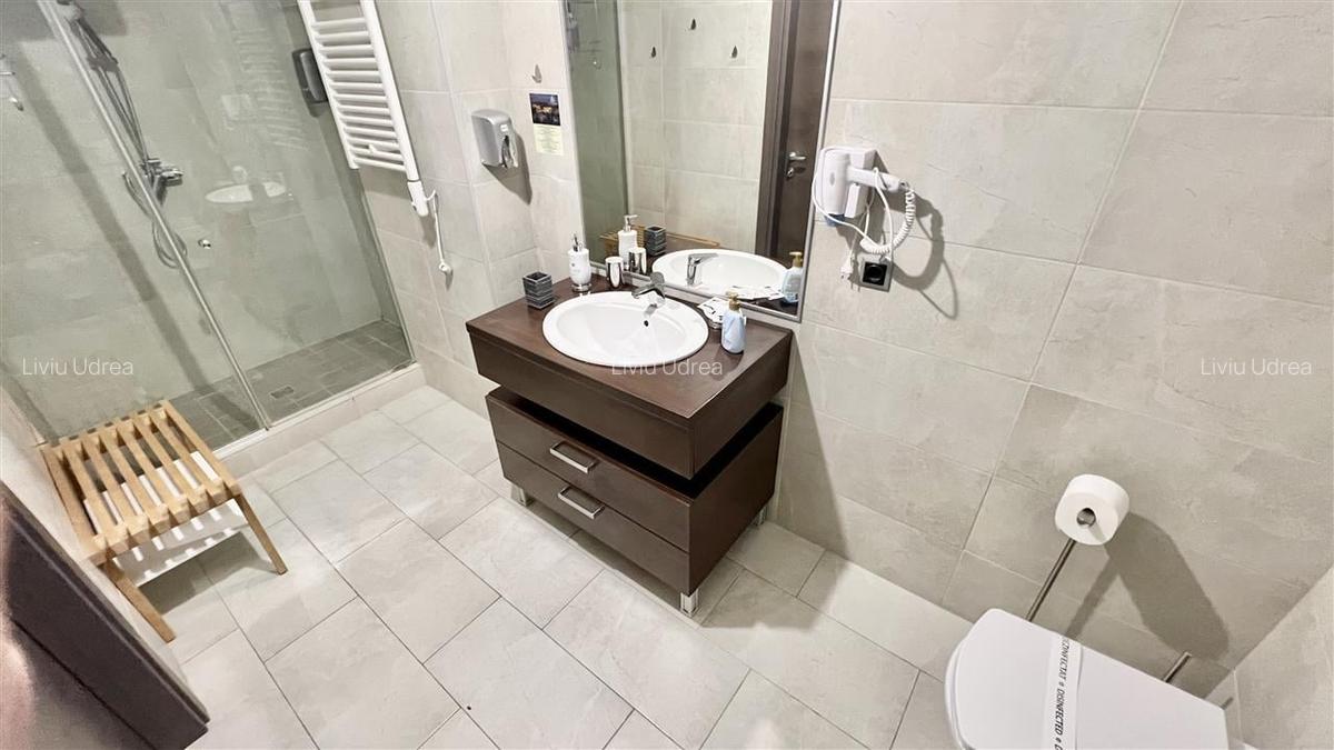 Apartament cu 2 camere decomandat, mobilat în Poiana Brașov - 17