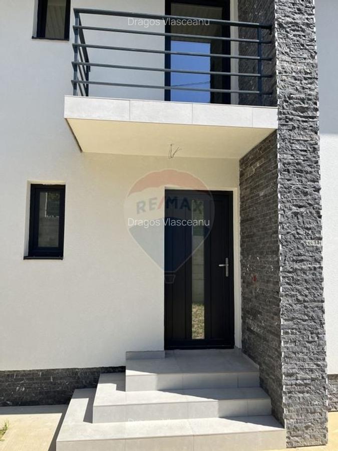 Casa de vanzare la 12 minute de Pitesti inconjurata de natura - 14