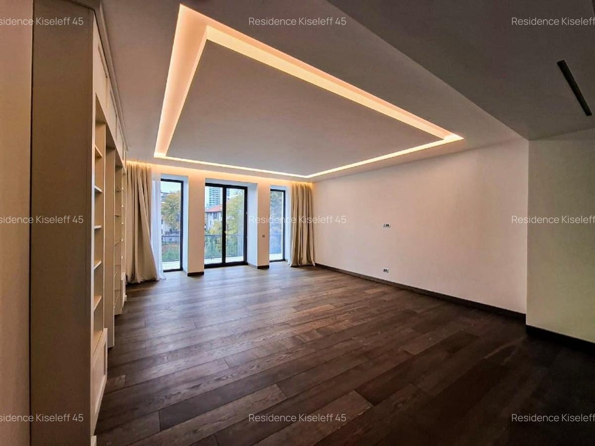 Închiriere apartament de lux cu 4 camere în Residence Kiseleff - ap. 2, etj. 1 - 15