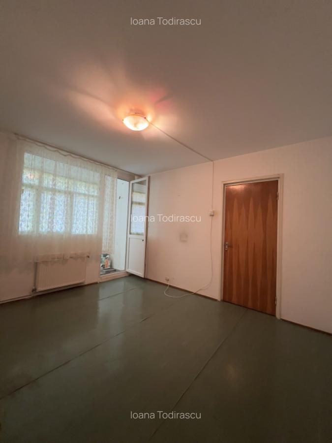 Apartament unic 6 camere | 2 apartamente de 3 camere conectate| 1 Decembrie 1918 - 22