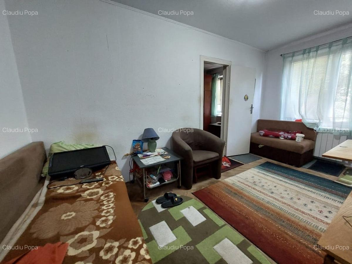 2 CAMERE  |  BROTACEI  |  CIRESICA - 1