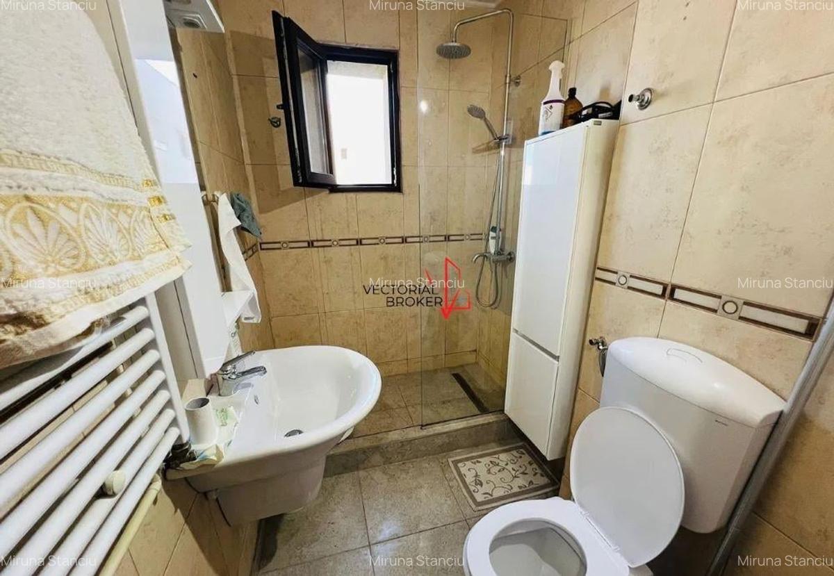 Vanzare apartament 2 camere zona Titan Metrou - 1