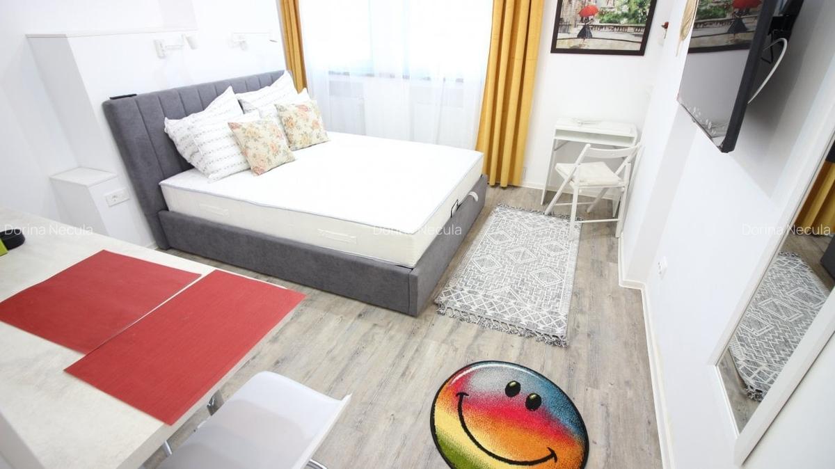 Universitate, garsoniera mobilata complet, etaj 1/8, afacere la cheie Airbnb - 7