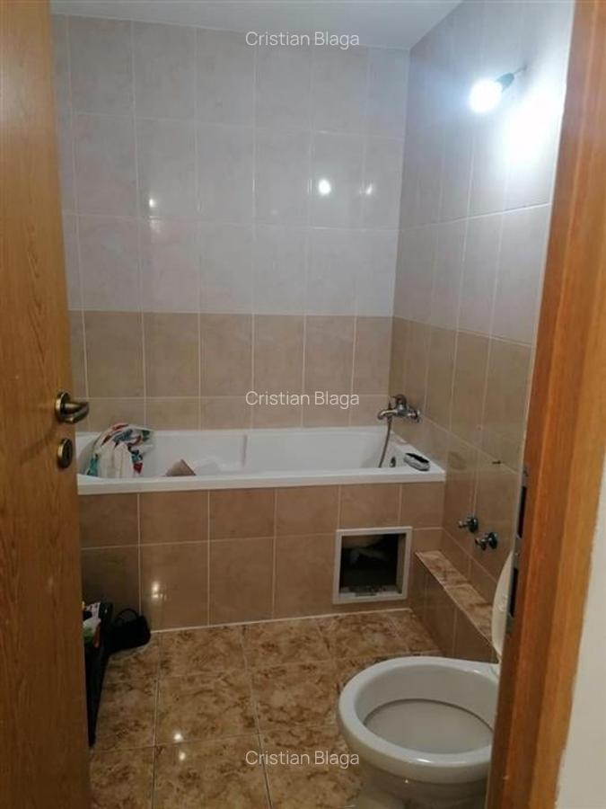 Reco Apartament 3 camere decomandat zona Dragos Voda - 5