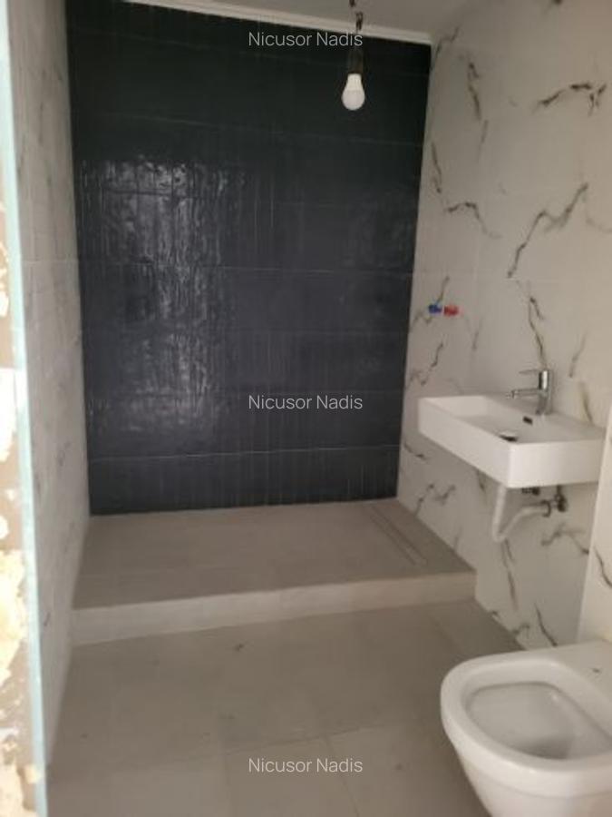 Apartament de vânzare - 8