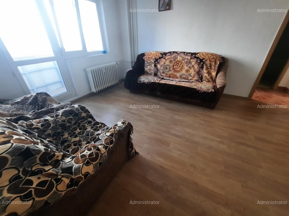 VANZARE 4 CAM MARGEANULUI- BARCA - 3