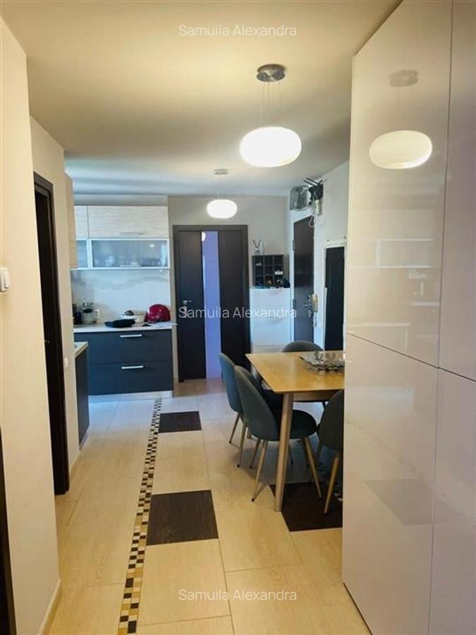 Apartament cu 3 camere decomandat în Decebal - 6