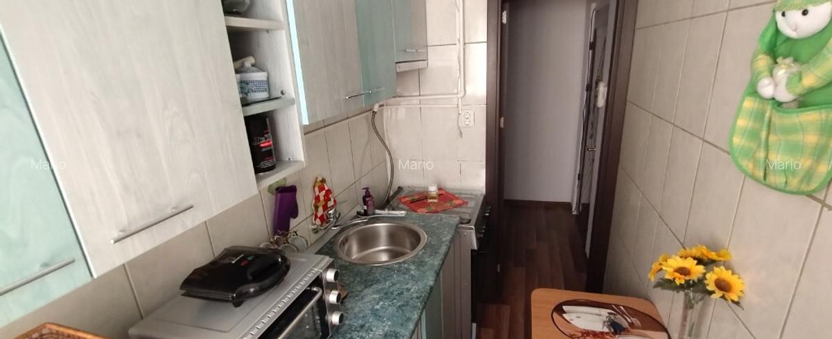 Vand Apartament CF2 Et 4 vedere pe fata recent renovat - 8
