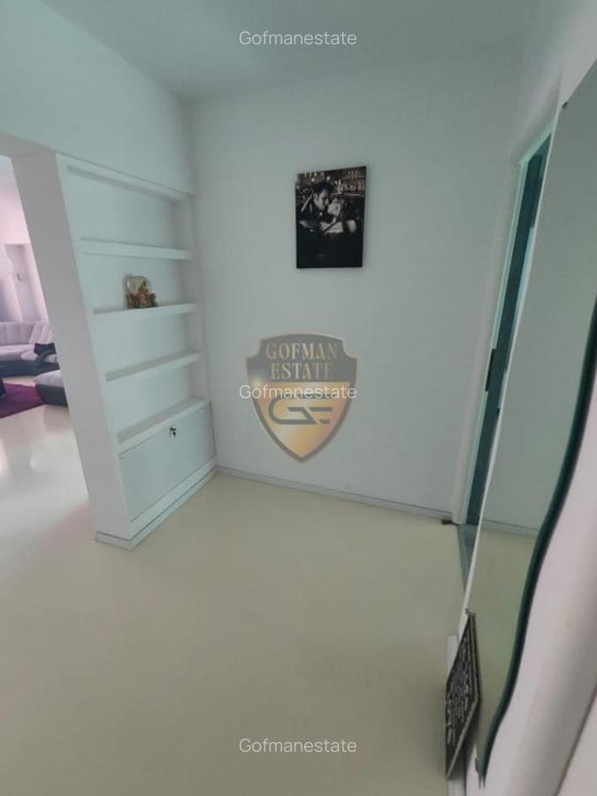 Stadion 3 Camere 90 mp Parcare Delfinariu City Park Mall Tabcarie, Bloc an 2000 - 15