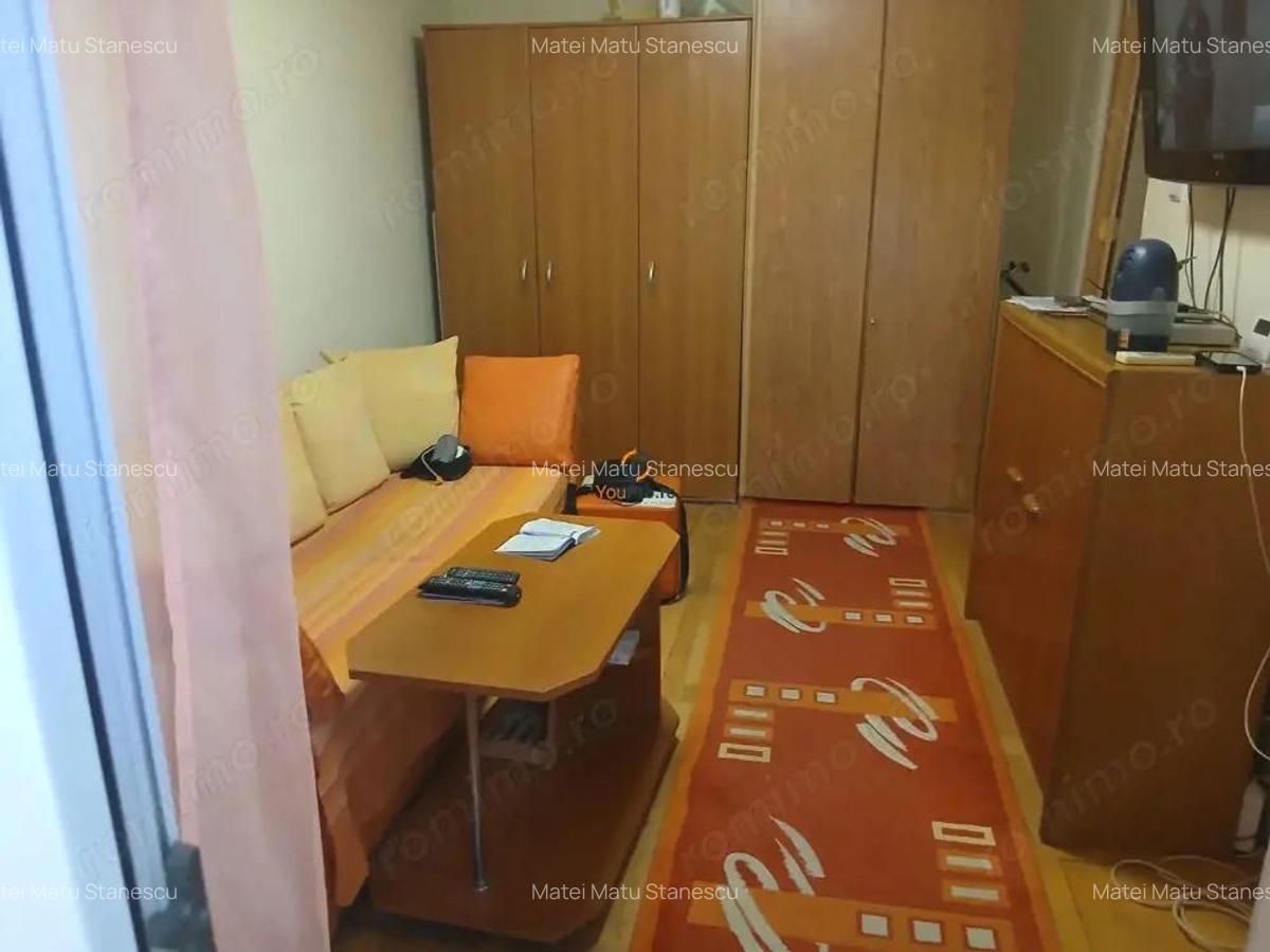 Garsoniera Renovata cu Centrala Proprie - 2