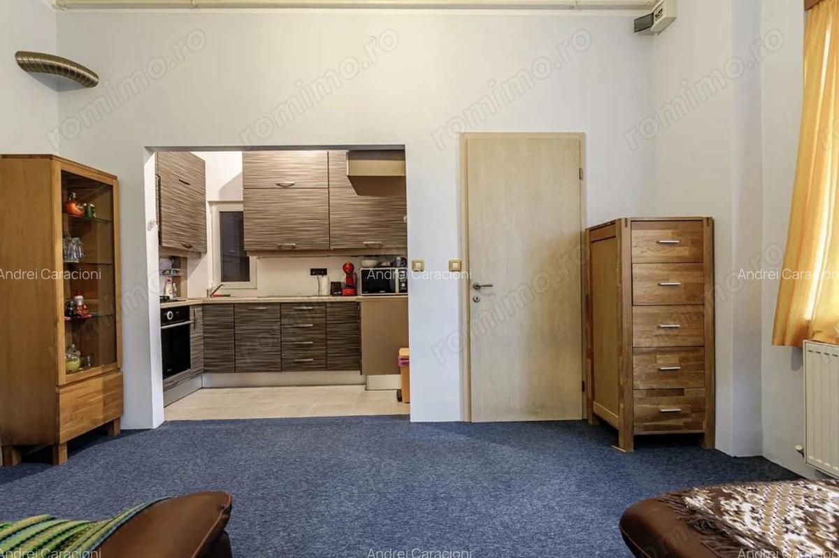 Apartament in Pia?a Catedralei, cu priveli?te frumoasa - 10