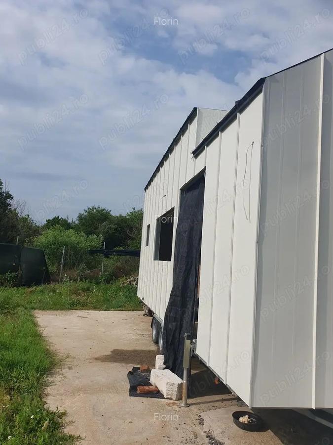 Tiny House la Ro?u pe Trailer Black Friday - 9