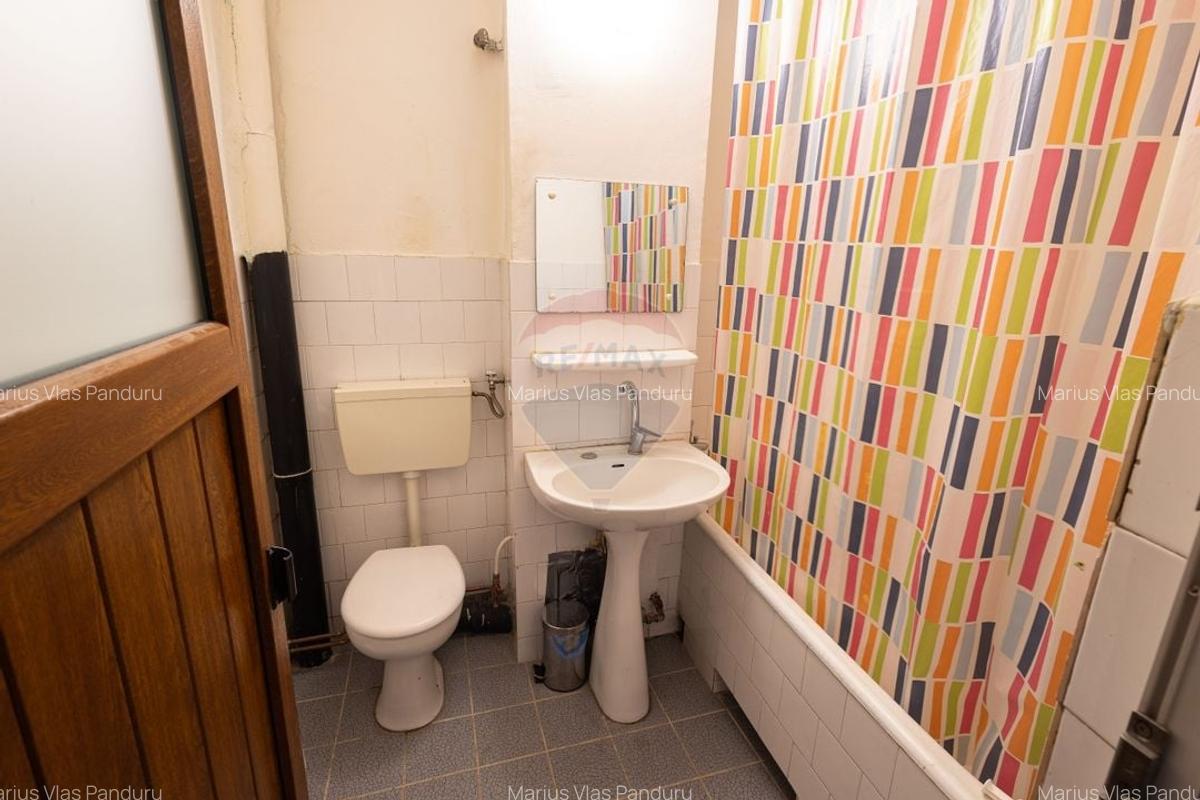 Apartament cu 5 camere de vanzare in zona Cetate - 12