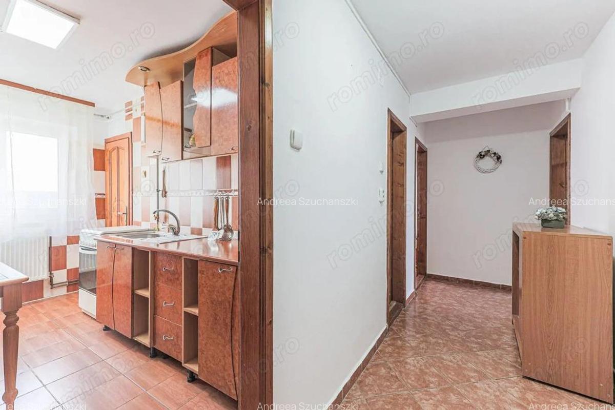 Apartament 2 camere, decomandat, 64 mp, etaj 4/4 - 8