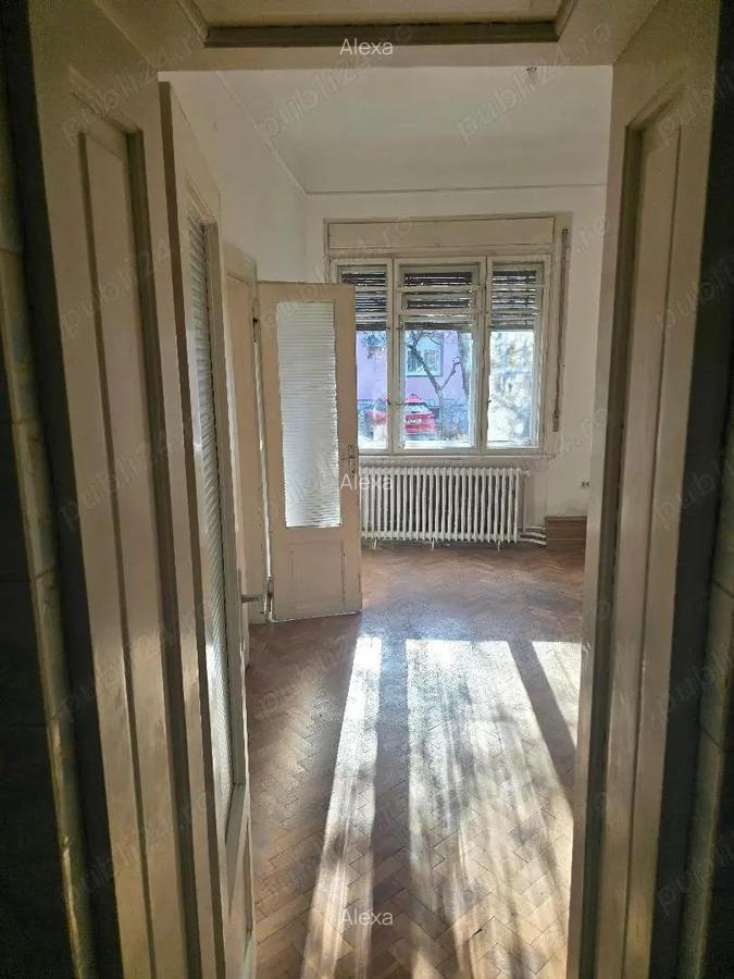 Vand casa ultrac Zona mag Crisul, SC 200 mp, teren 242mp,front stradal mare ,intrare auto, inc oras - 10