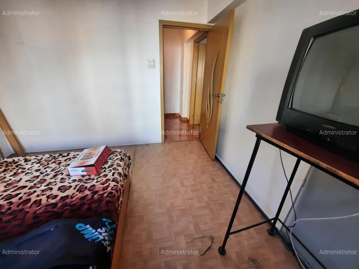 VANZARE 4 CAM MARGEANULUI- BARCA - 7