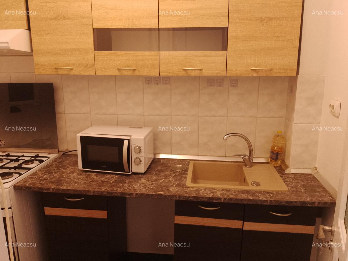 Vanzare garsoniera Basarabia - 16