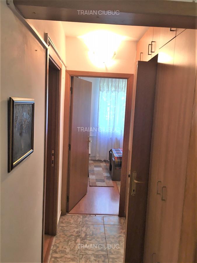 Vanzare Apartament 3 Camere Titan 1 Decembrie - 12