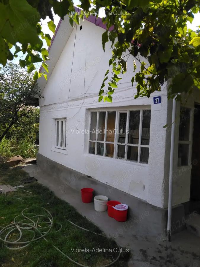 Casa P+M, 5 Camere cu Teren 1000 mp in Ghindeni la 15 Km de Craiova - 1