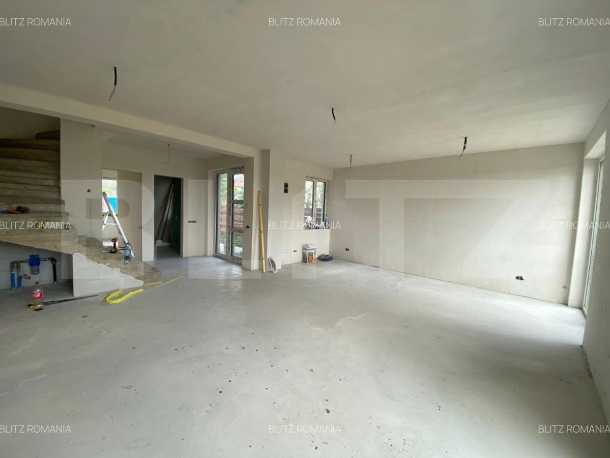 Duplex 120 mp + 2 locuri parcare, teren 334-400 mp - 4