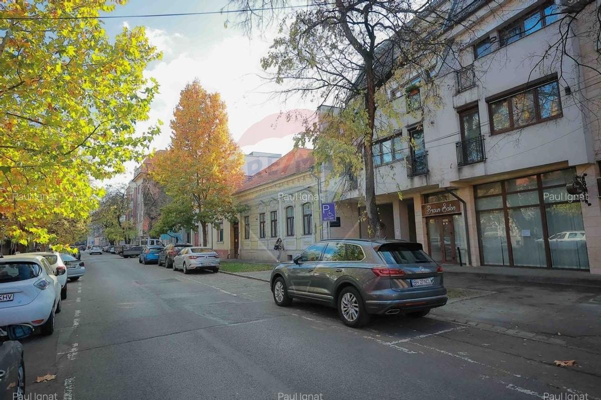 Apartament cu 3 camere de vanzare in zona Ultracentral - 11