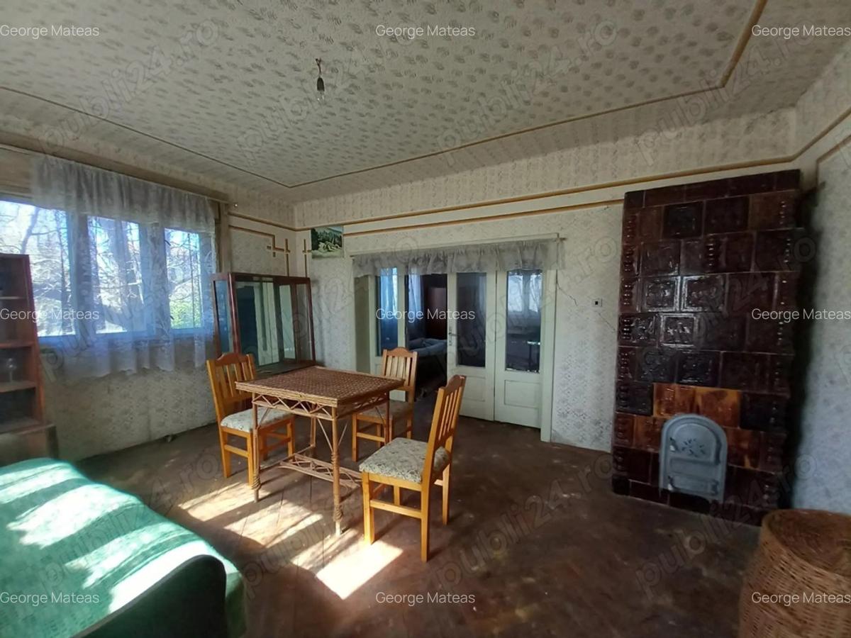 Casa de vanzare + anexe - 5