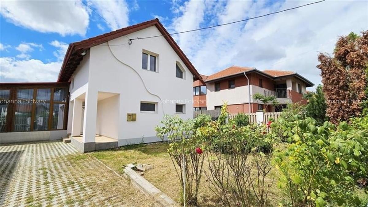 Casă cu 3 camere în Săcălaz - 1