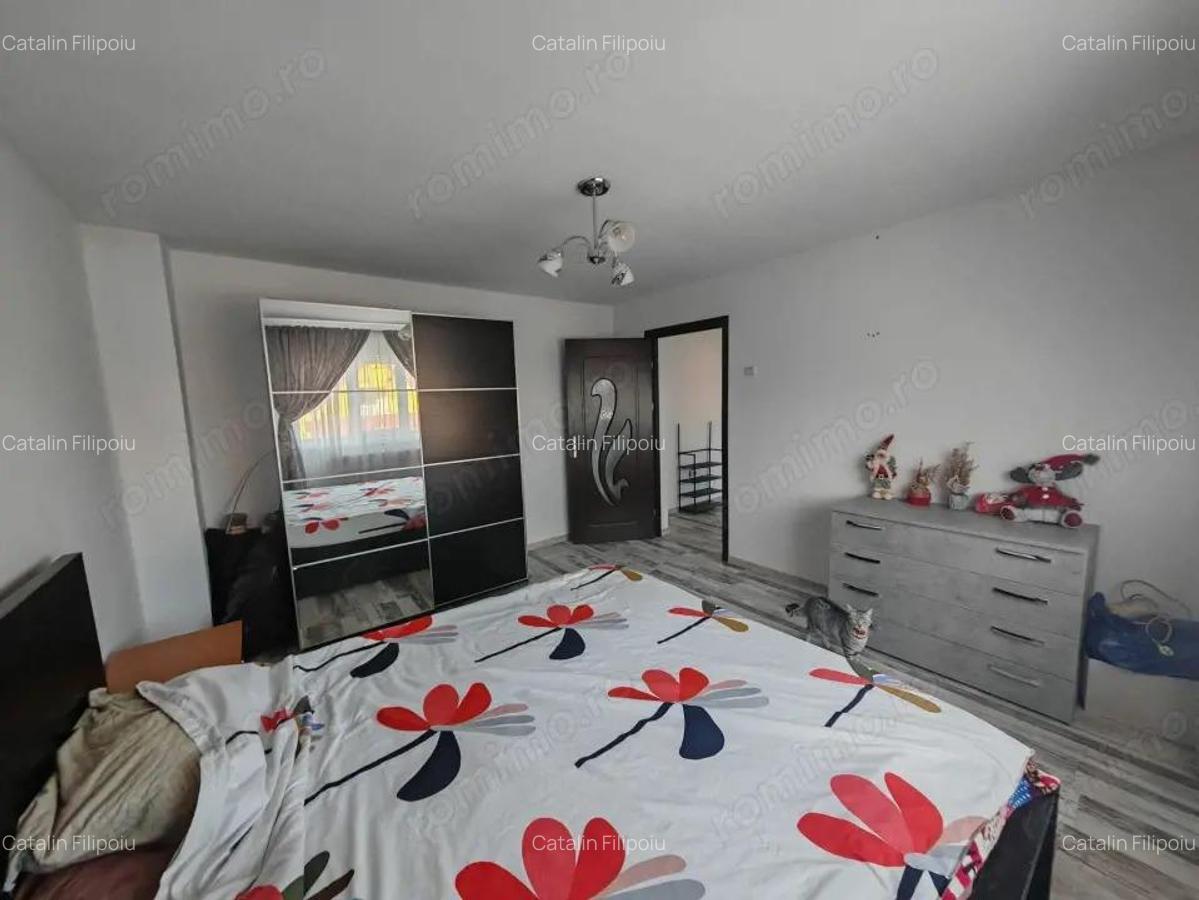 Constructie S+P+1E+M si teren generos 2014 mp, I.L. Caragiale, Dambovita - 5